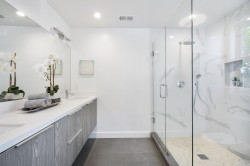 Création d'une salle de bain sur-mesure